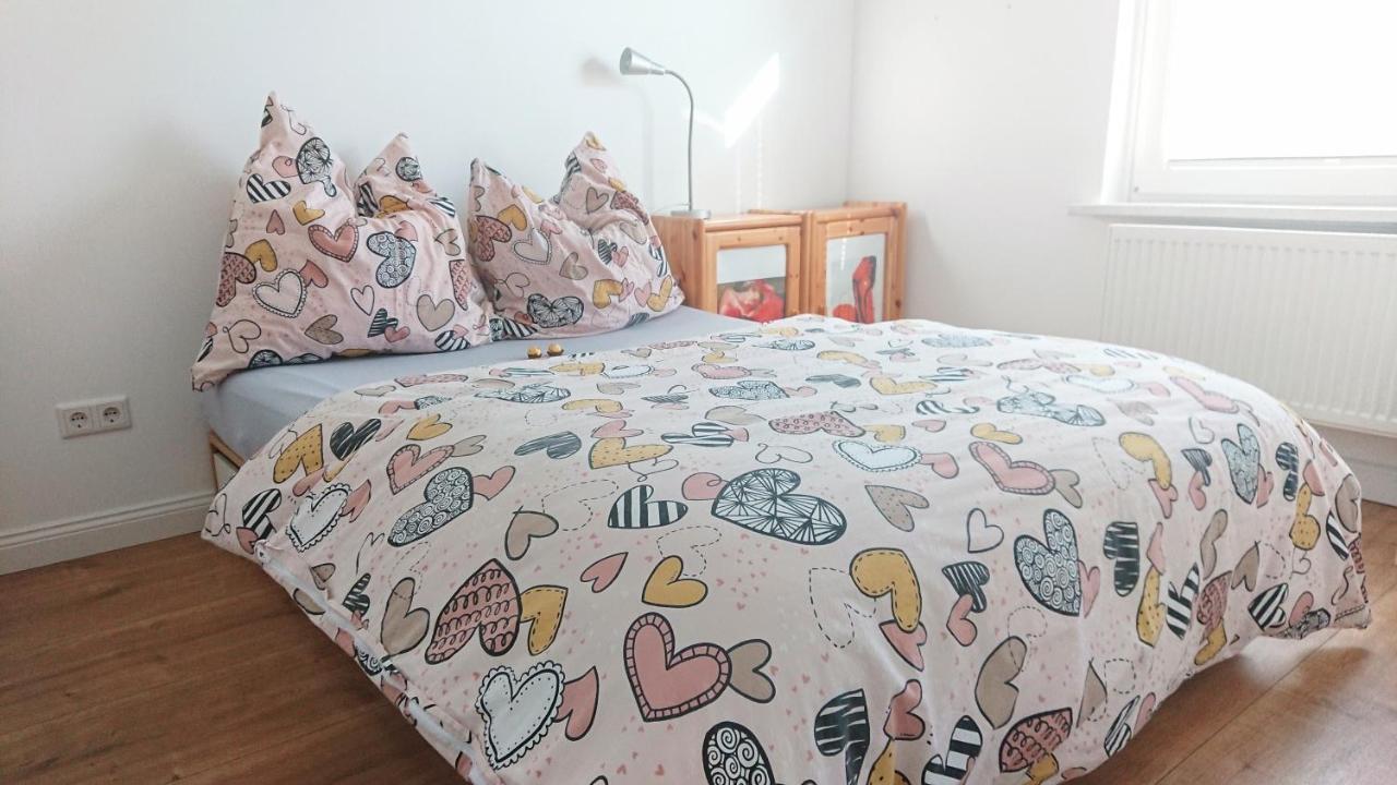 Bungalow In Messenaehe Хановер Екстериор снимка