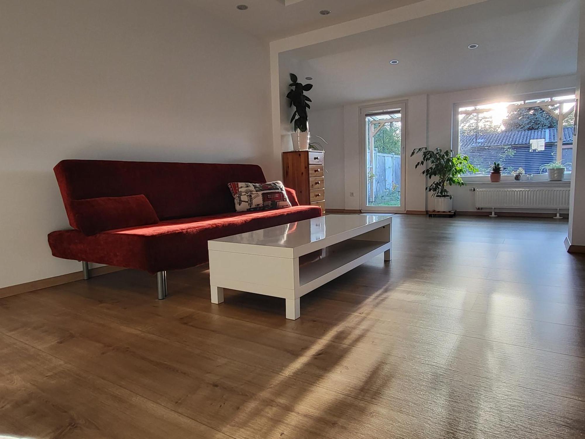 Bungalow In Messenaehe Хановер Екстериор снимка